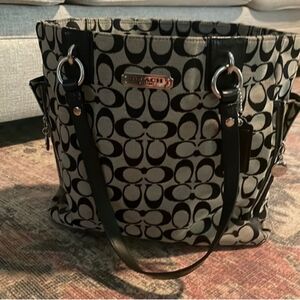 Coach Signature Jacquard Tote in Black and Gray/White